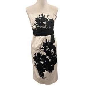 A PEA IN THE POD Like New Strapless Maternity Dress